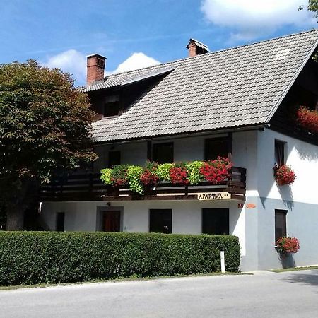 Apartma Pr Gatej Bohinj ภายนอก รูปภาพ